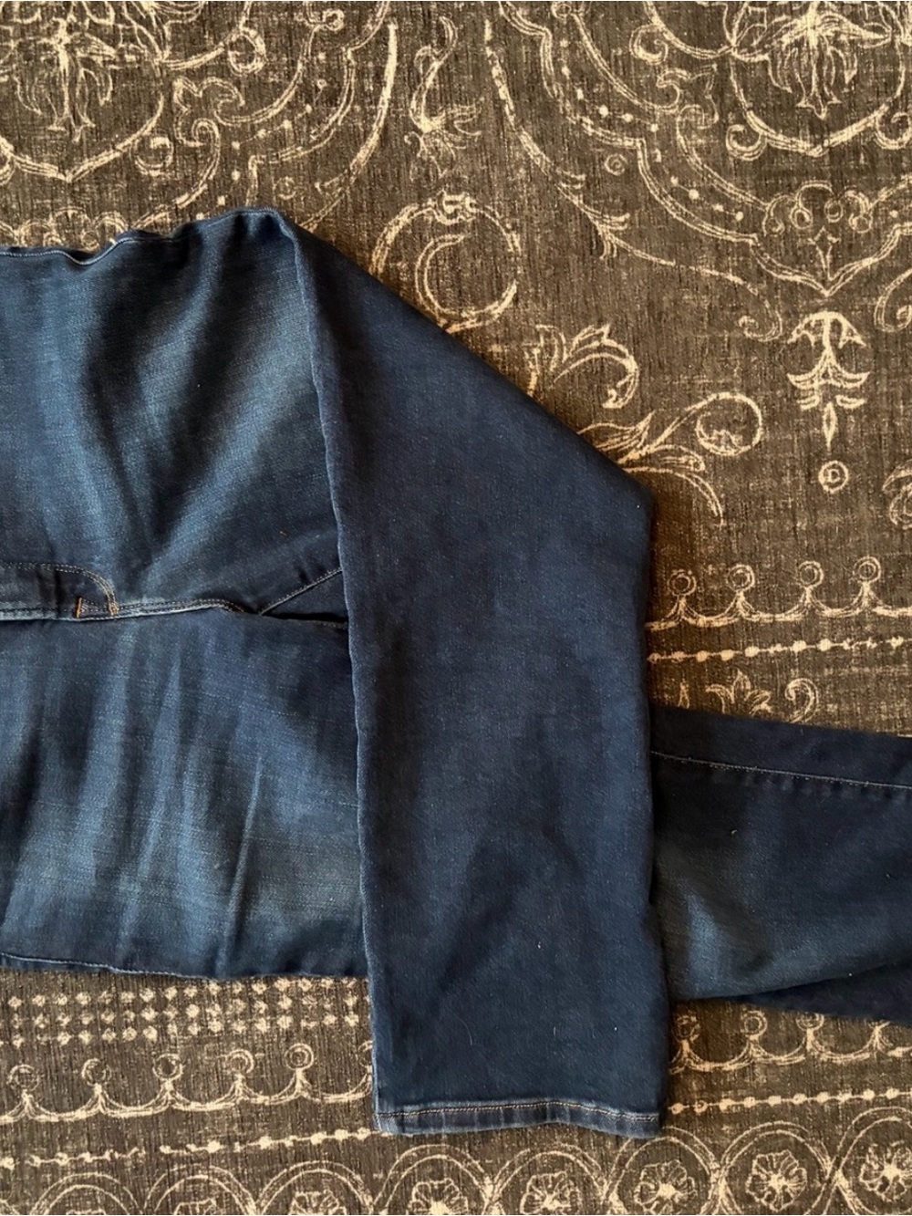 Good American Dolly Parton Jeans in Indigo. Size 10, Petite. - Picture 4 of 4